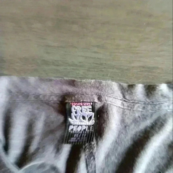 Free People Shirt NWOT - Picture 4 of 4